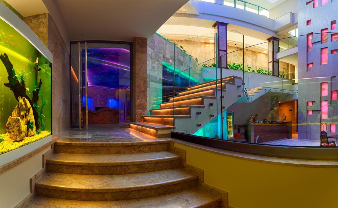 National Palace Wine & Spa Hotel Sliven Extérieur photo