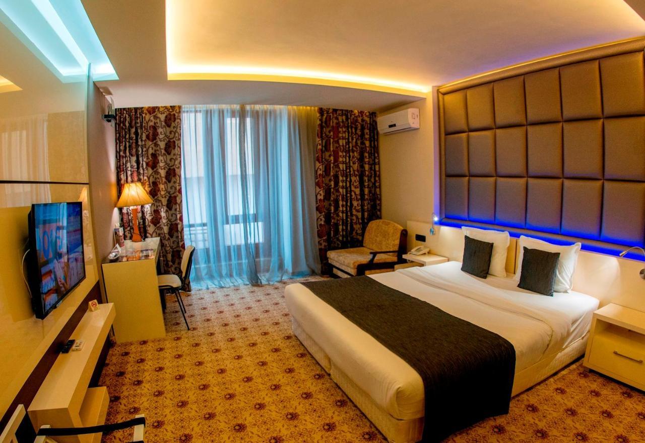 National Palace Wine & Spa Hotel Sliven Extérieur photo