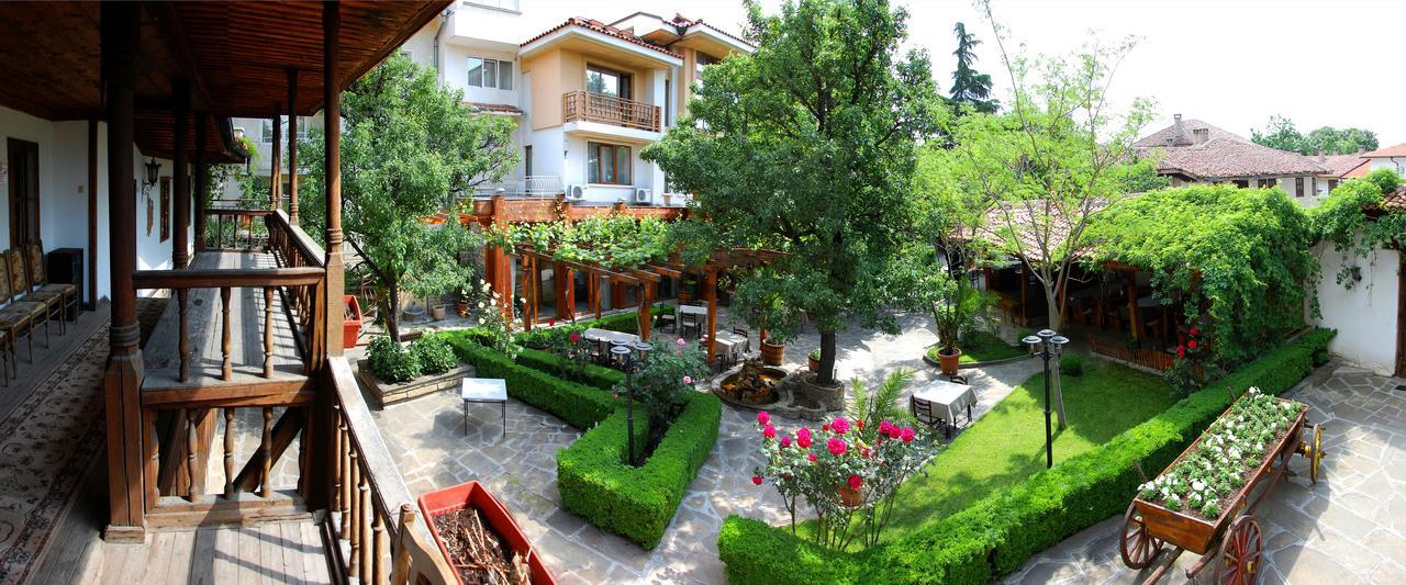National Palace Wine & Spa Hotel Sliven Extérieur photo